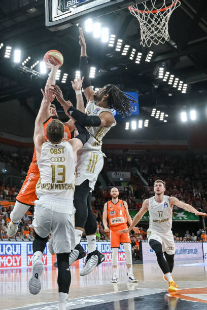 依然充满信 依然充满信