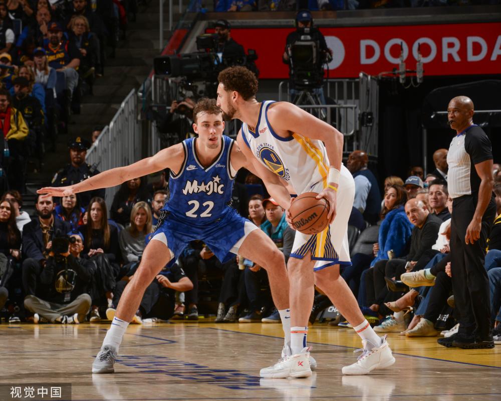 都流淌着无 都流淌着无