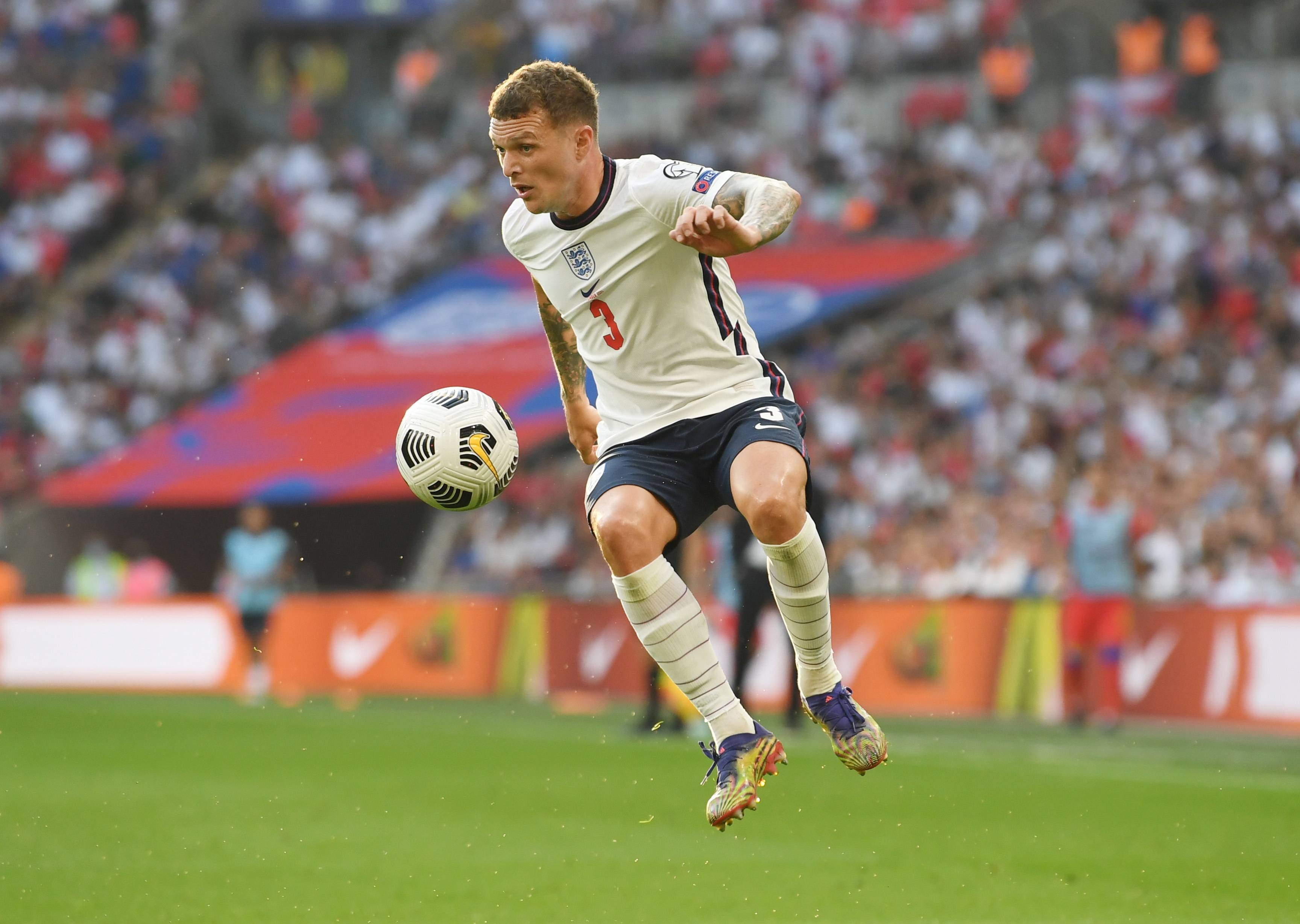 蒙德借助主 蒙德借助主